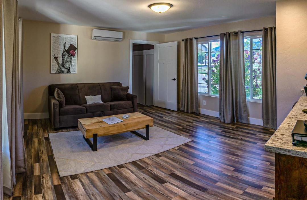 Photo of Livingroom in Medford