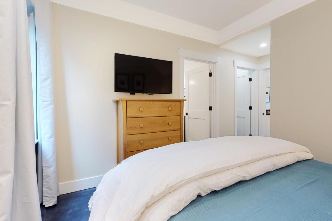 Photo of Bedroom in Sellwood-Moreland
