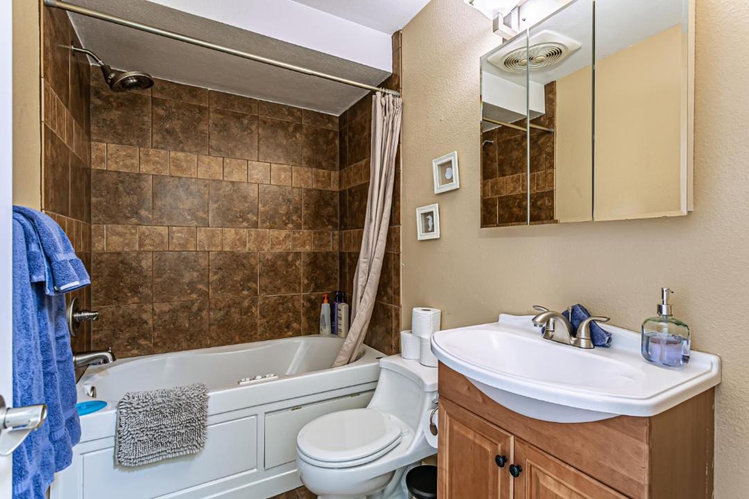Photo of Bathroom in North End