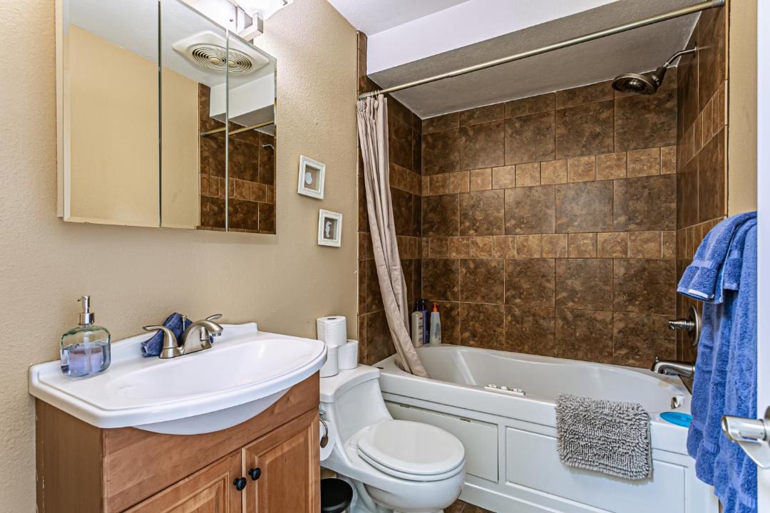 Photo of Bathroom in North End