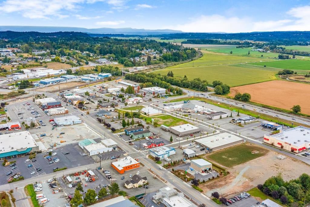 Photo of Others in Stanwood