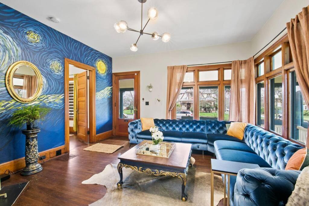 Photo of Livingroom in North End