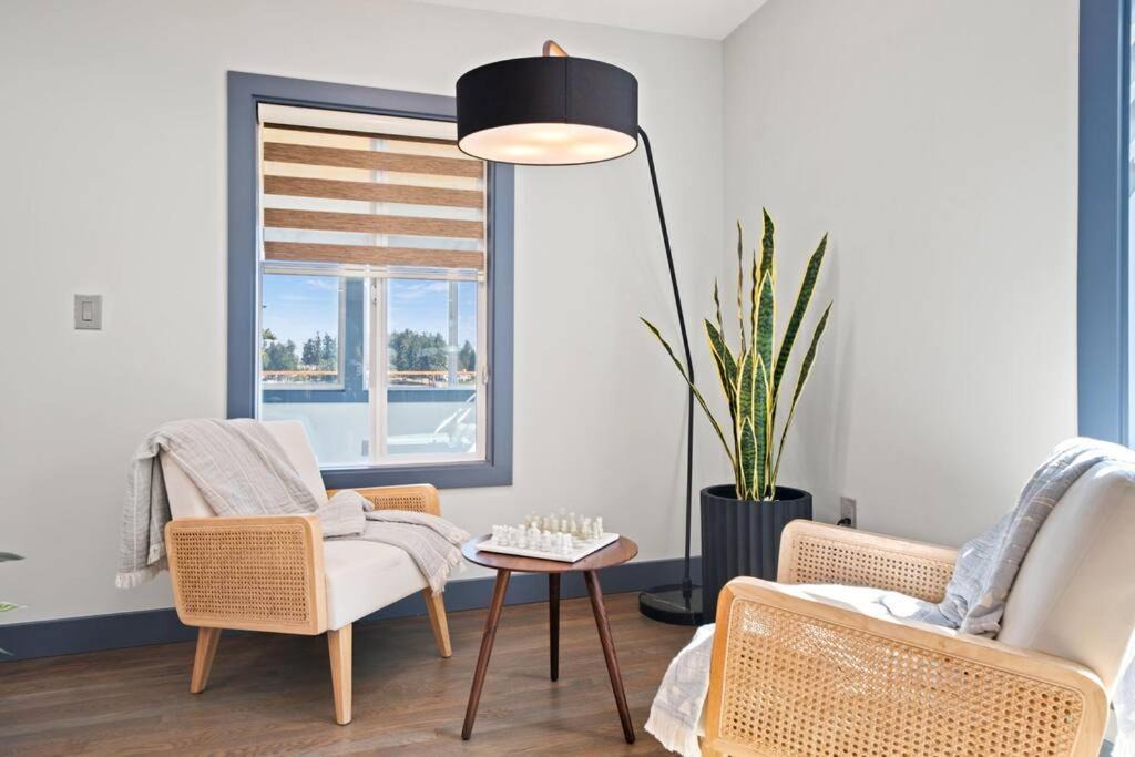 Photo of Livingroom in Lakewood