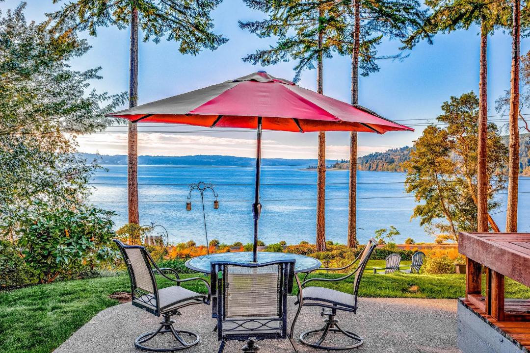 Photo of Patio Balcony in Port Ludlow