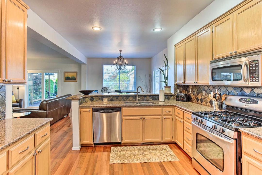 Photo of Kitchen in Northeast Tacoma