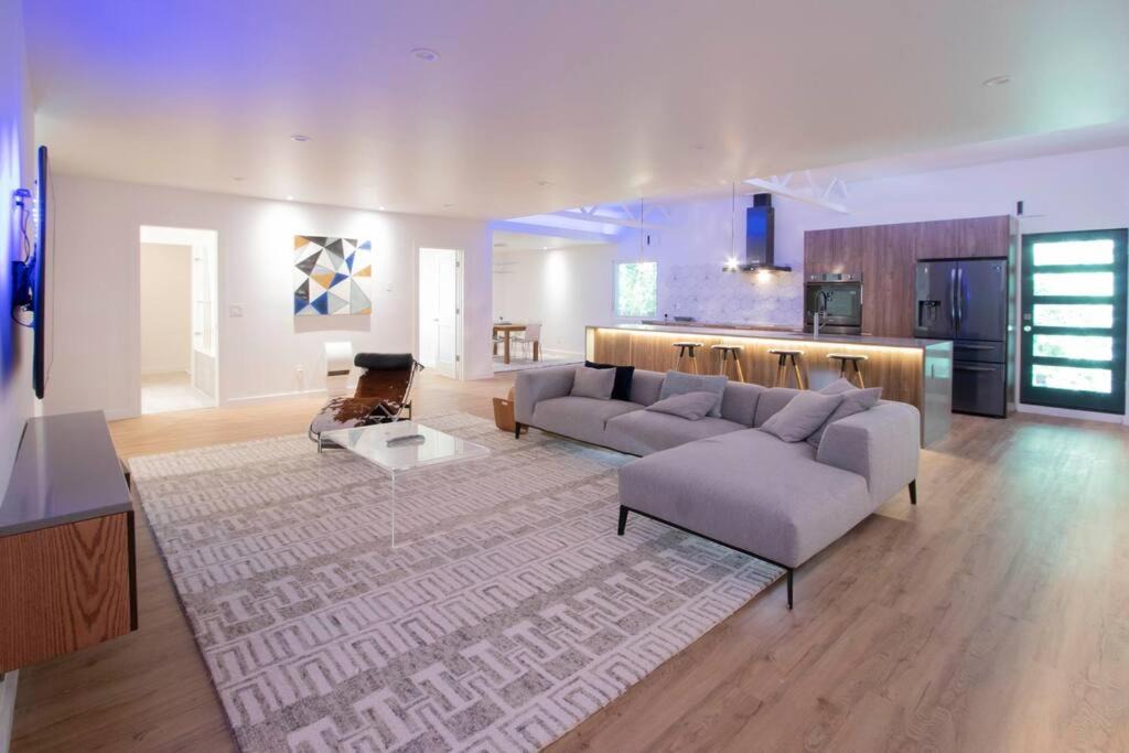 Photo of Livingroom in Kirkland