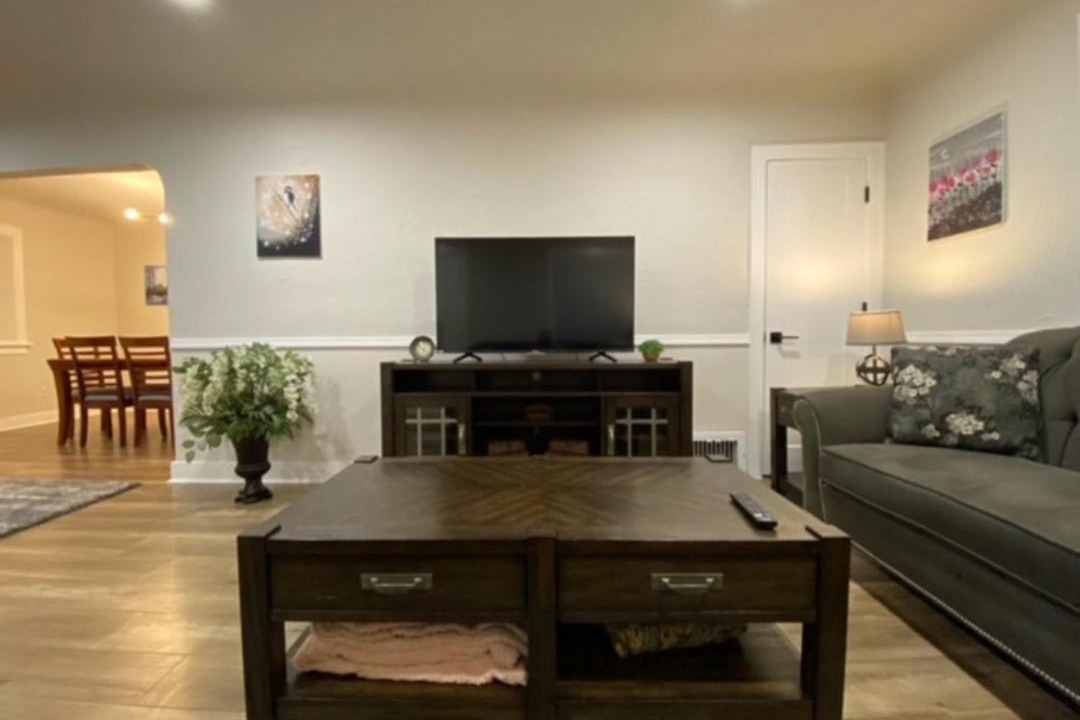 Photo of Others in Logan