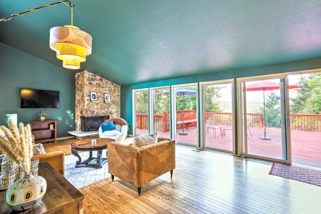 Photo of Livingroom in South Hill