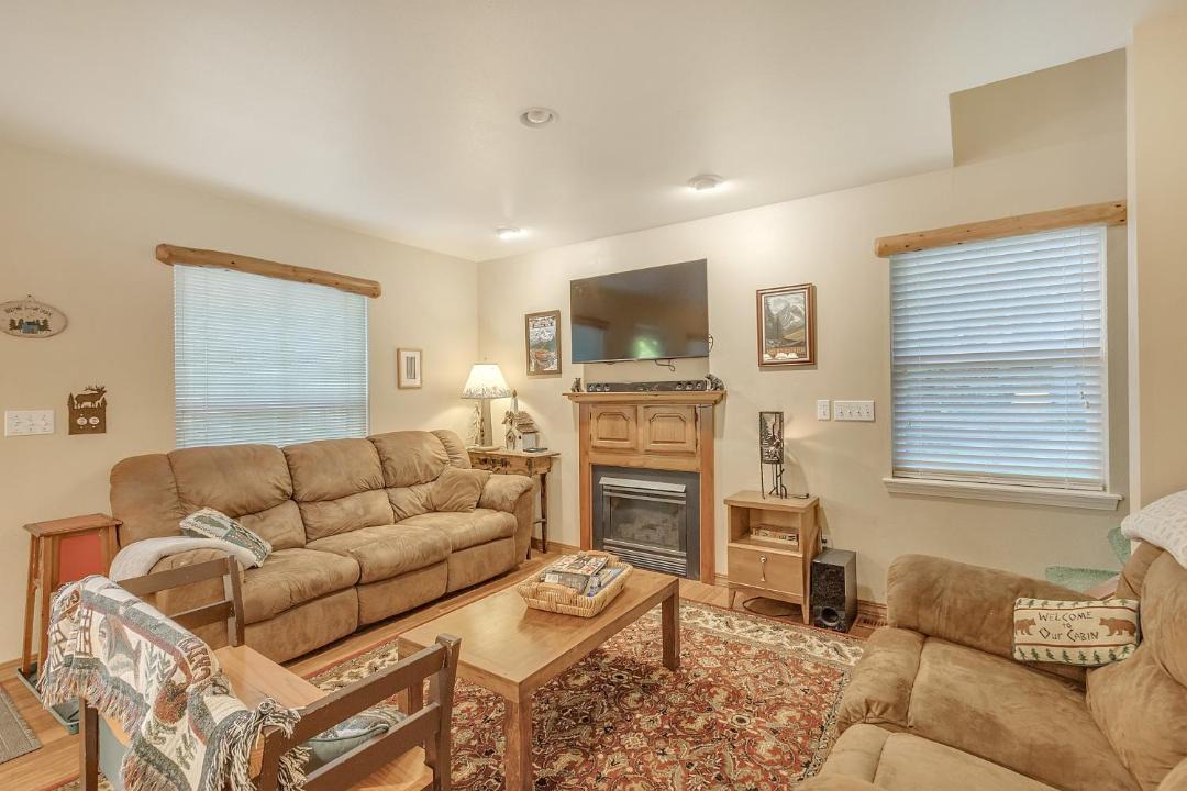 Photo of Livingroom in Enumclaw