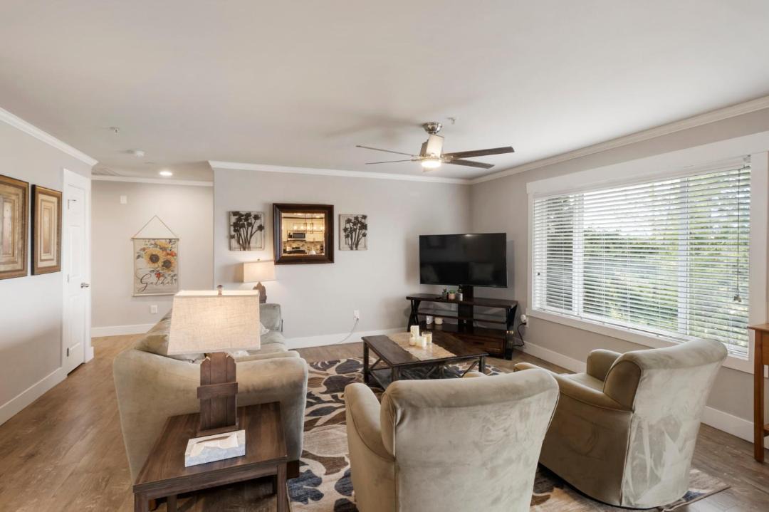 Photo of Livingroom in Bonney Lake