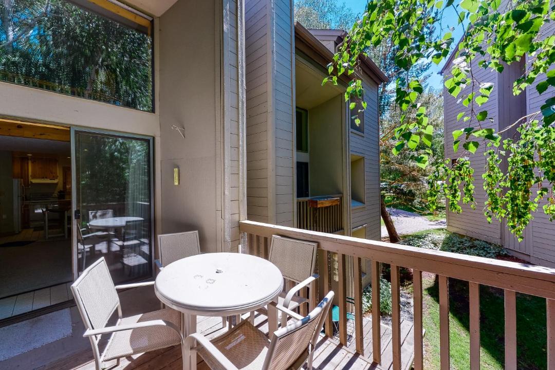 Photo of Patio Balcony in Elkhorn Village