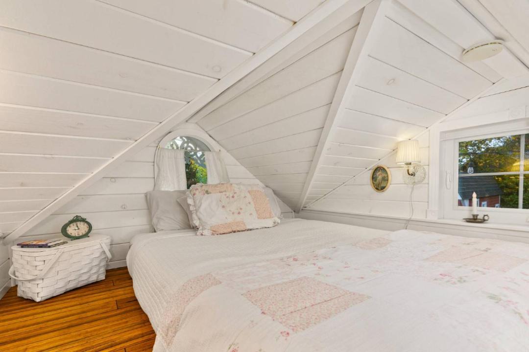 Photo of Bedroom in Kerns