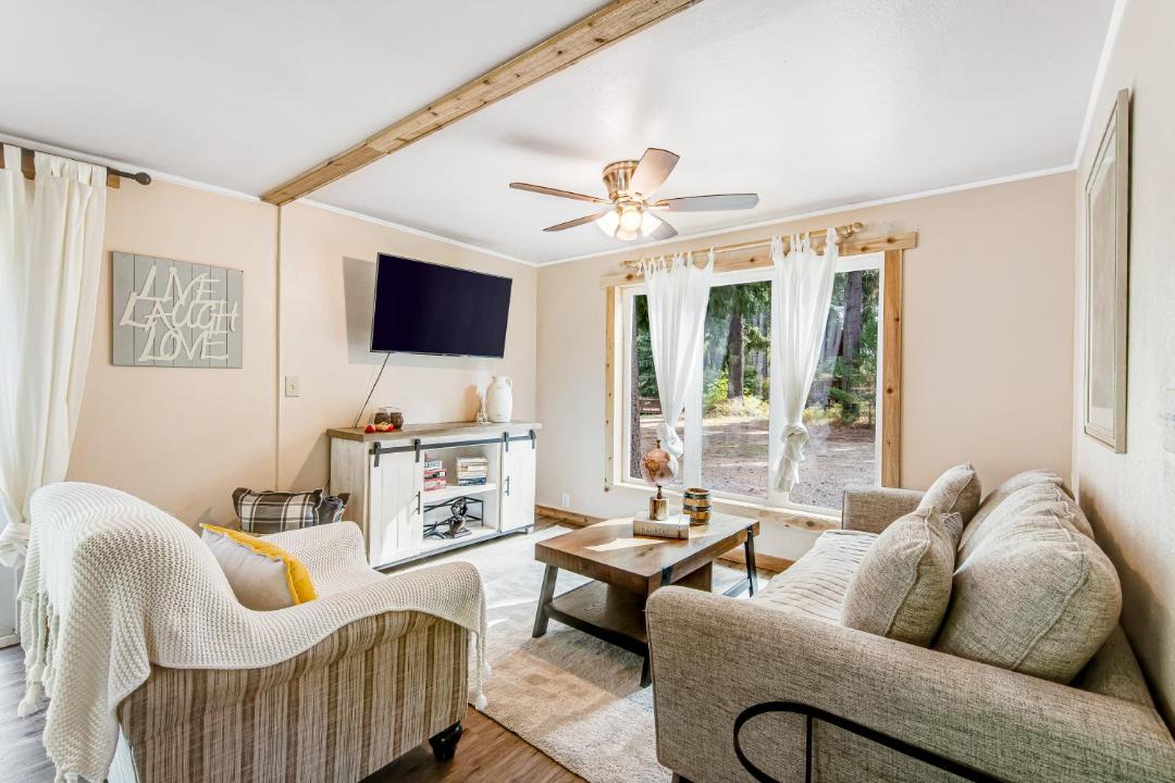 Photo of Livingroom in Easton