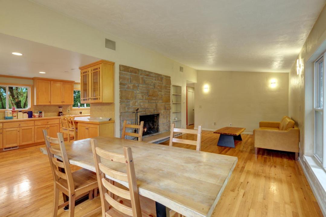 Photo of Livingroom in Mercer Island