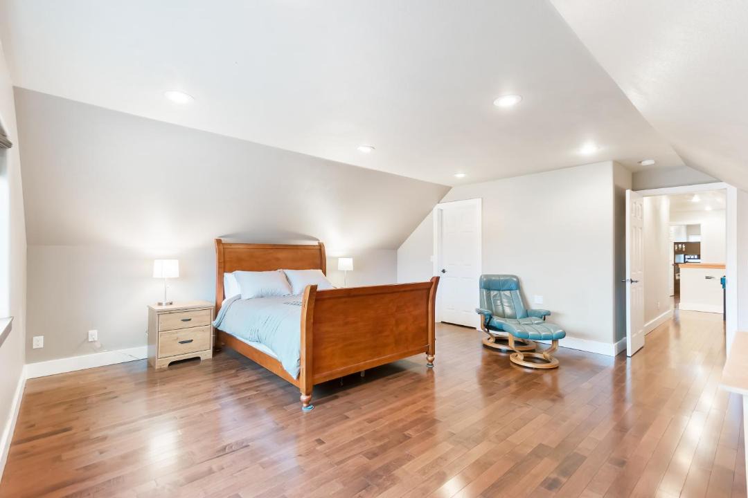 Photo of Bedroom in Laclede