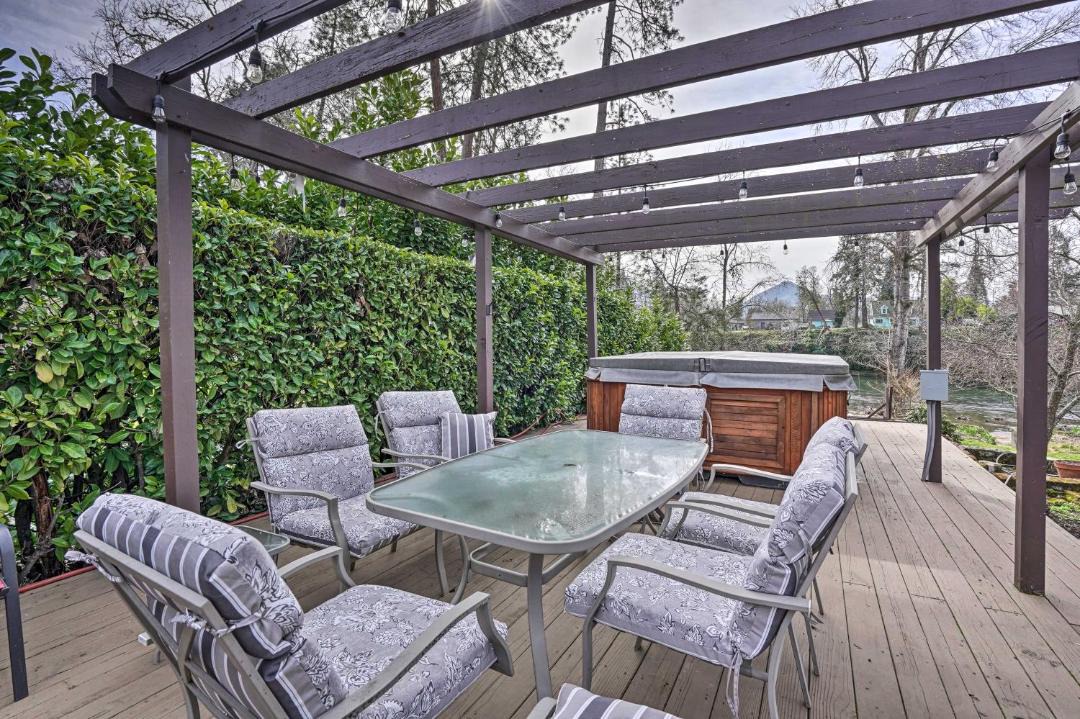 Photo of Patio Balcony in Grants Pass