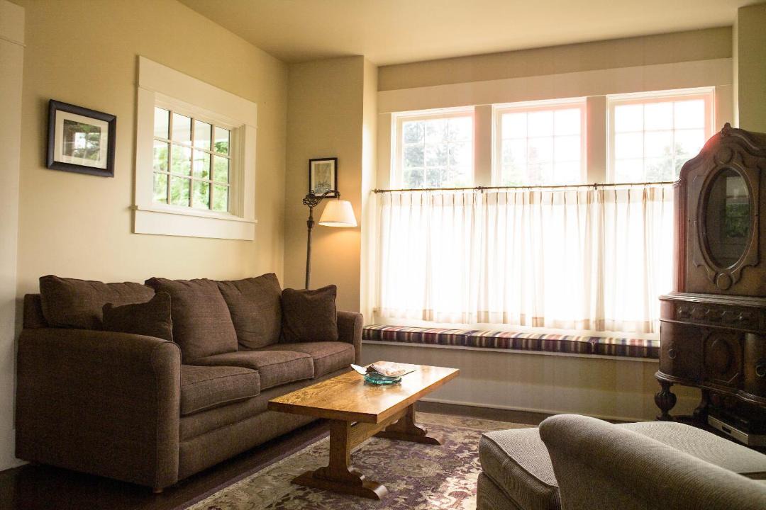 Photo of Livingroom in Port Gamble
