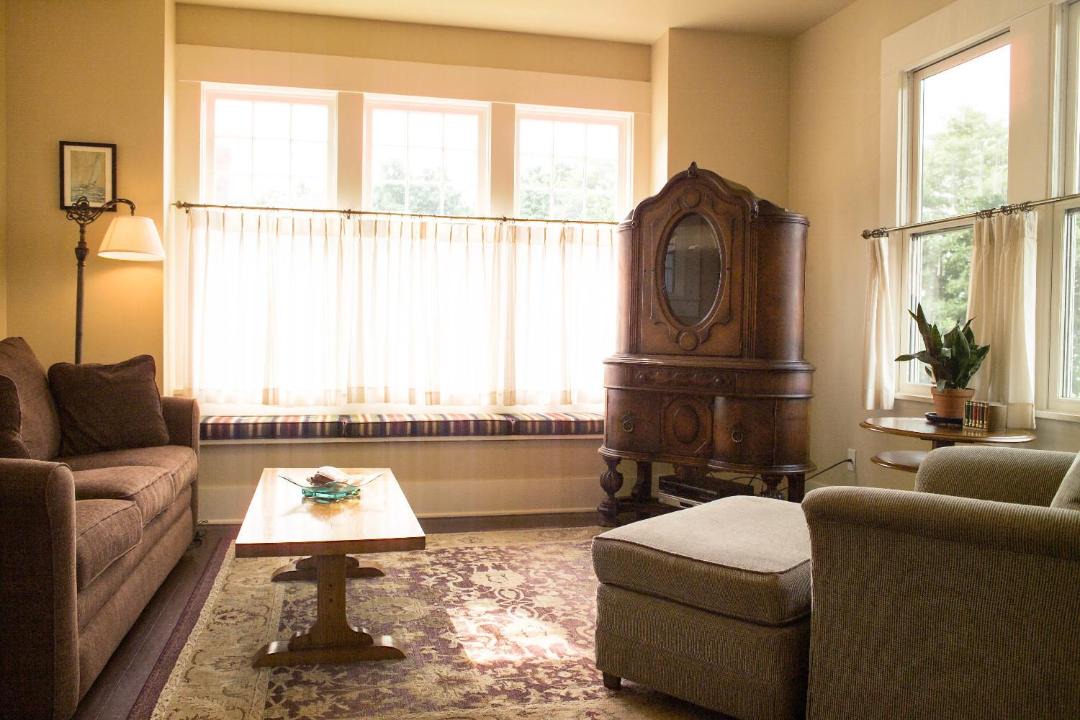 Photo of Livingroom in Port Gamble