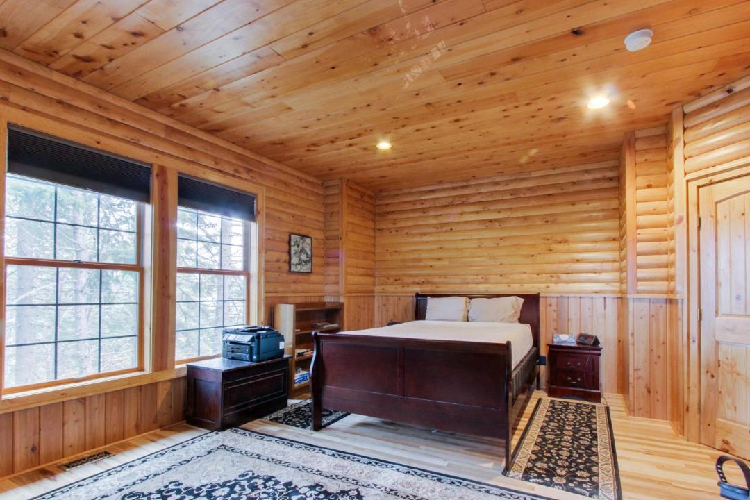 Photo of Bedroom in Hood River