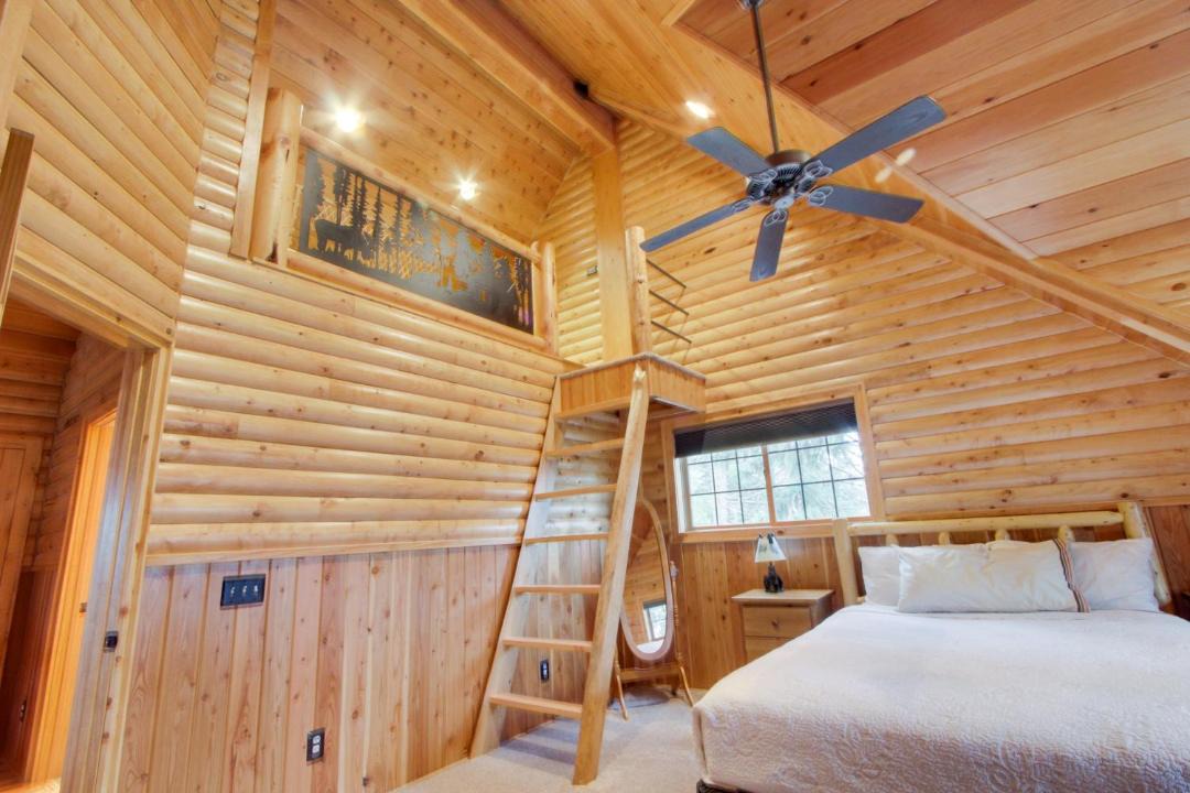 Photo of Bedroom in Hood River