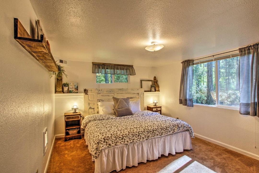 Photo of Bedroom in Anderson Island
