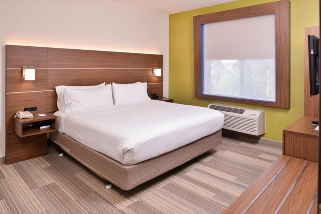 Photo of Bedroom in Albany