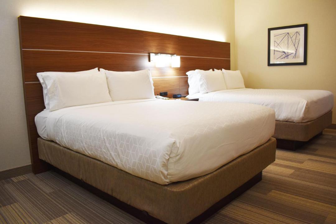 Photo of Bedroom in Albany