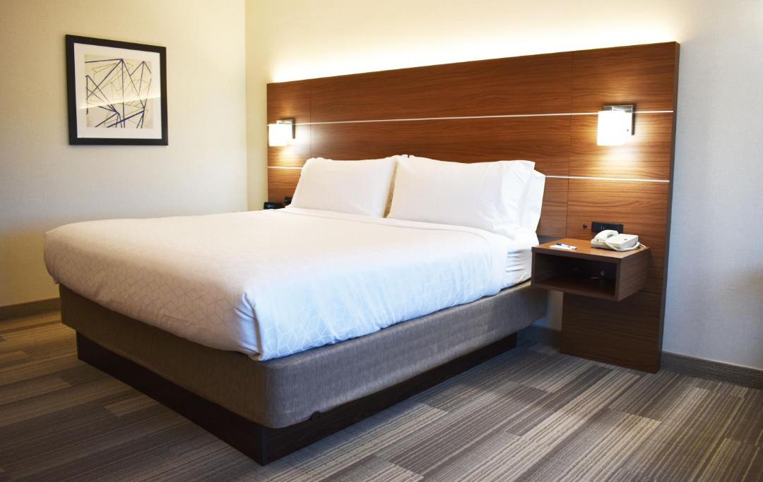 Photo of Bedroom in Albany