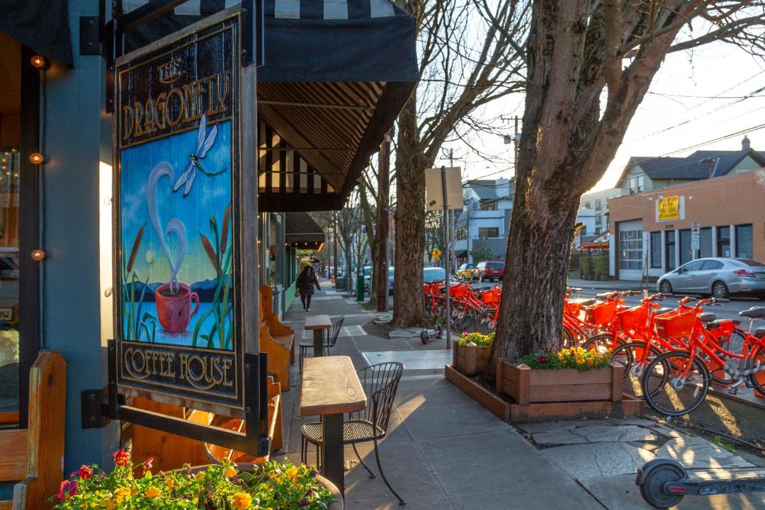 Photo of Others in Uptown
