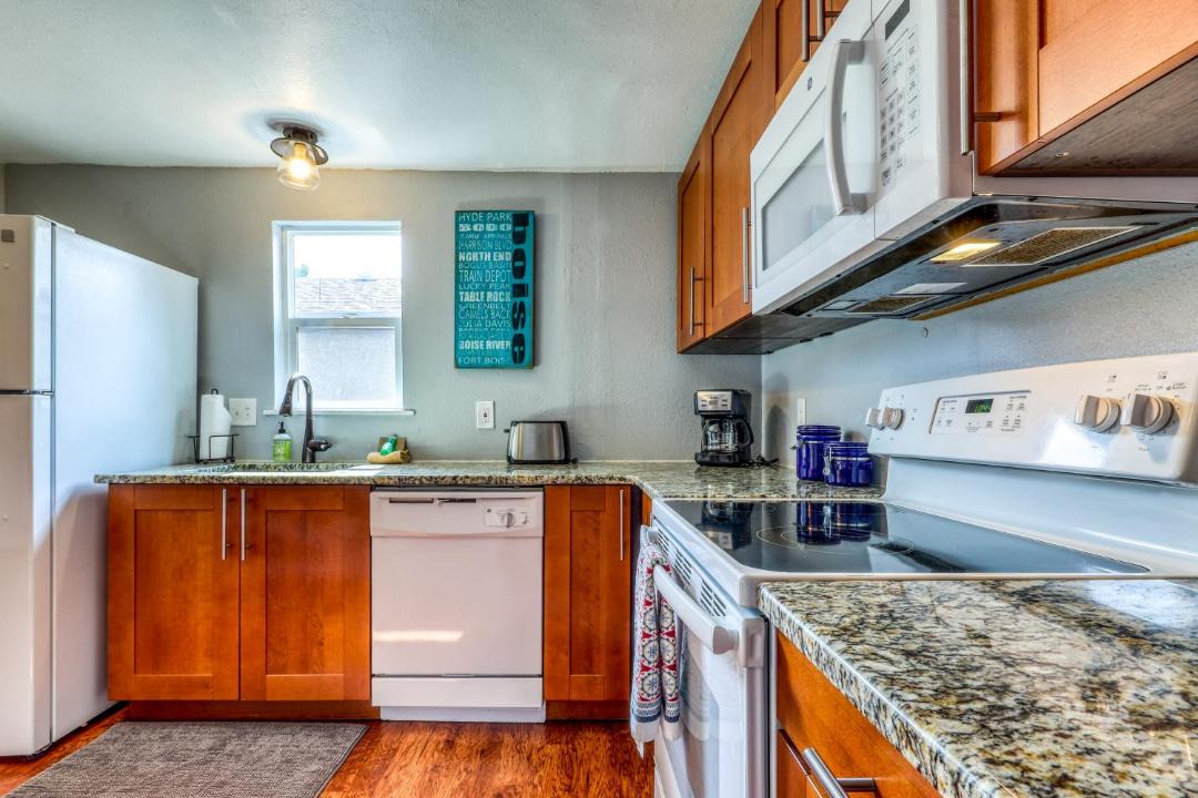 Photo of Kitchen in Depot Bench
