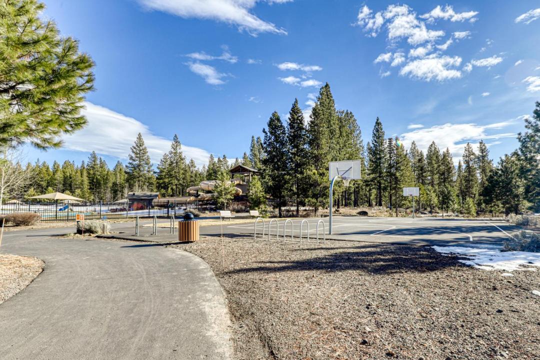 Photo of Others in Sunriver