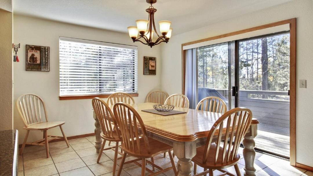Photo of Livingroom in Sunriver