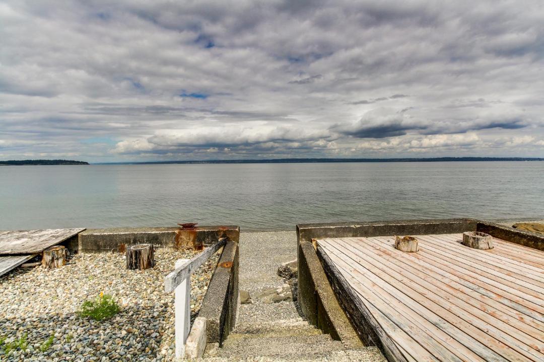 Photo of Others in Rollingbay