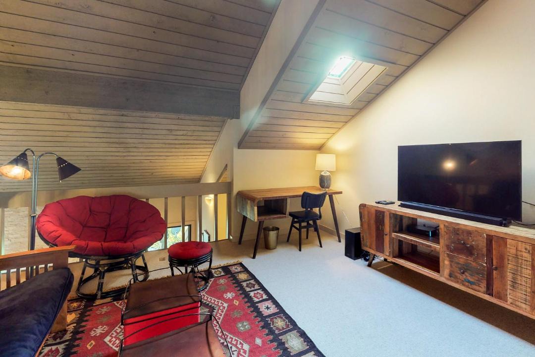 Photo of Livingroom in Elkhorn Village