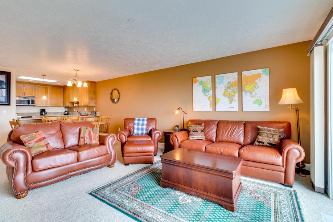 Photo of Livingroom in Rockaway Beach