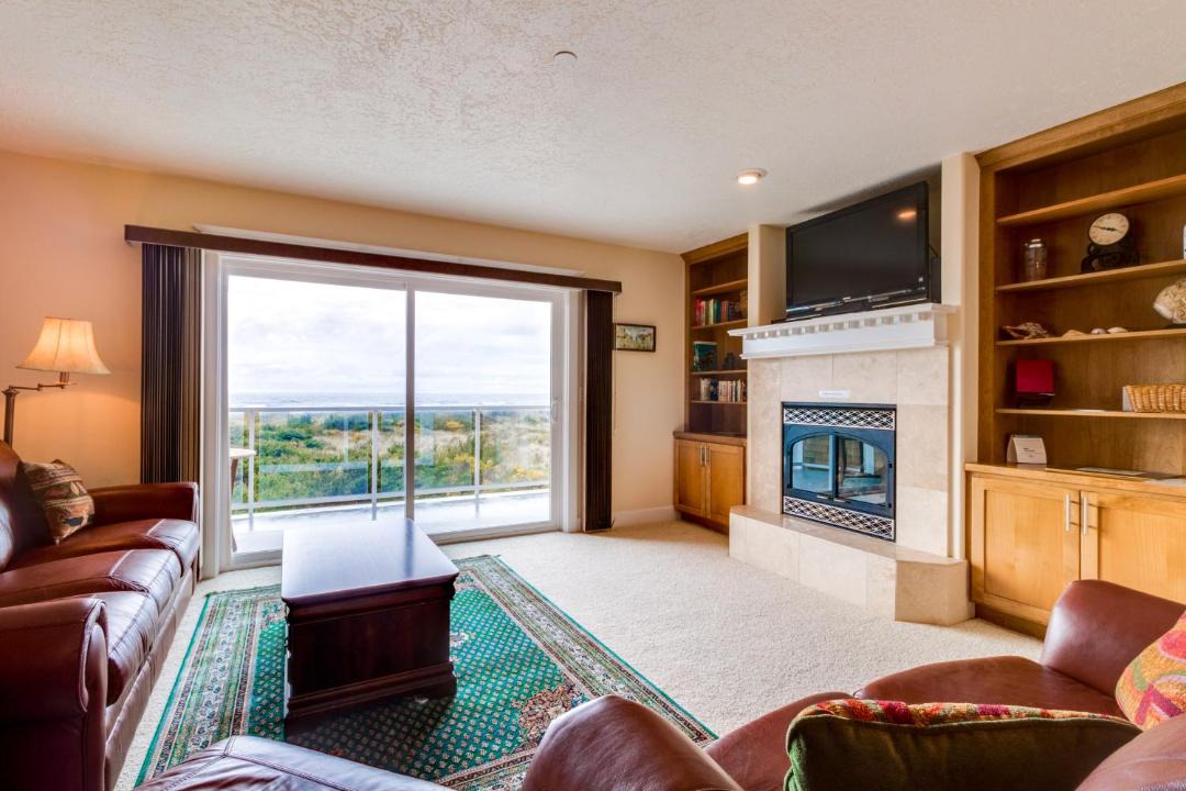 Photo of Livingroom in Rockaway Beach