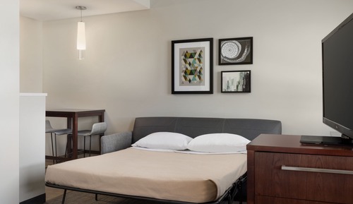 Studio, 1 King Bed