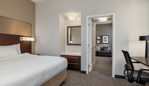 Suite, 1 Bedroom (Mobility Accessible, Roll-in Shower)