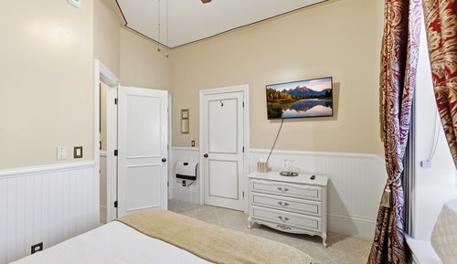 Royal Spa Room