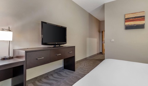 Suite, 1 King Bed, Non Smoking
