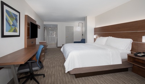 Suite, 1 King Bed with Sofa bed, Accessible (Communication)