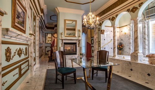 Room (The Mansion)