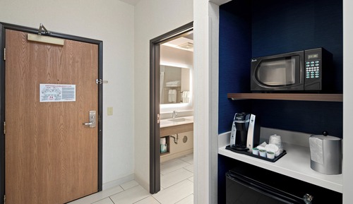 Standard Room, 1 King Bed
