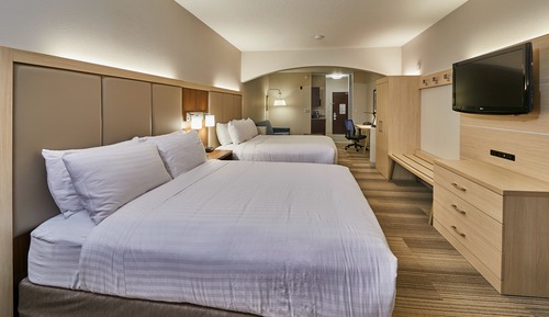 Suite, 2 Queen Beds