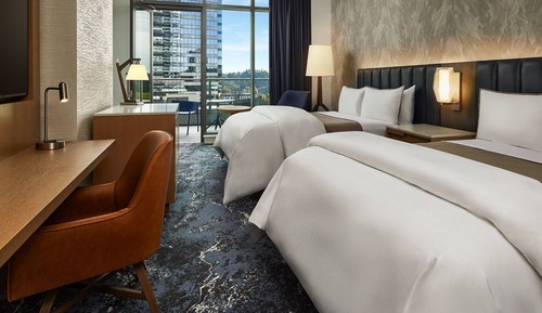 Grand Room, 2 Queen Beds, Balcony