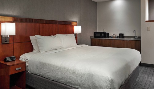 Suite, 1 King Bed