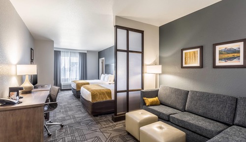 Suite, Multiple Beds, Accessible, Non Smoking