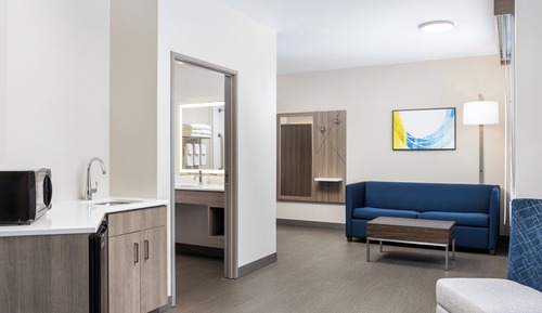 Suite, 1 Bedroom (with Living Area)