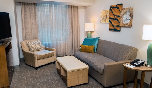 Suite, 1 Bedroom, Accessible, Non Smoking (Comm, Roll Shwr, Kitchen)