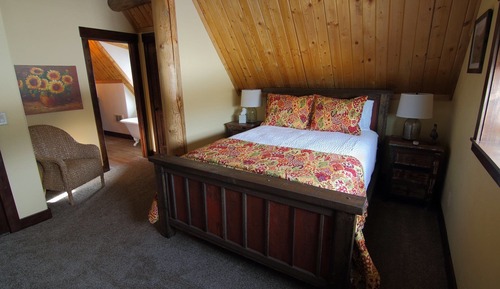 Wildflower Room